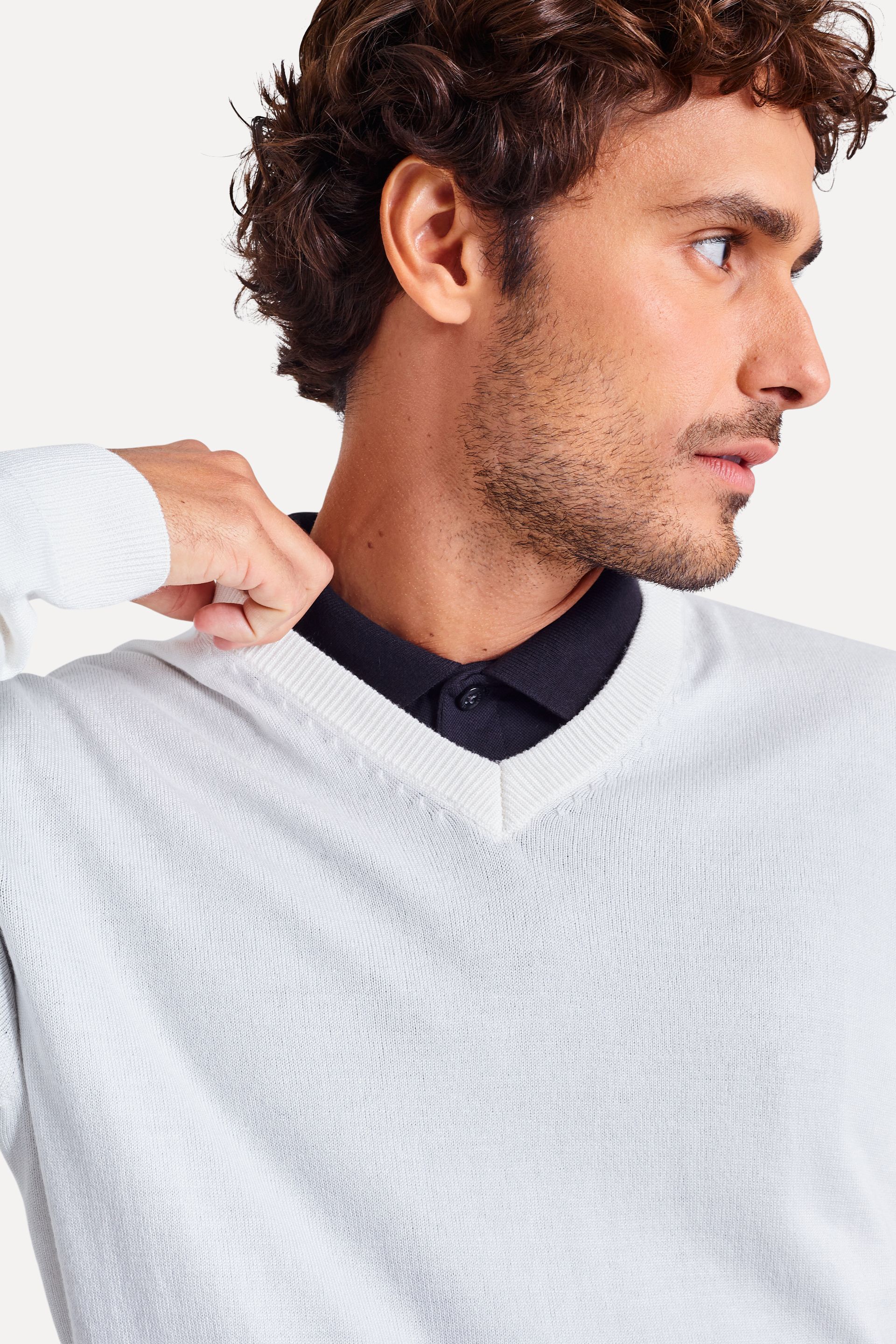 Suéter Básico Masculino de Tricot com Gola V