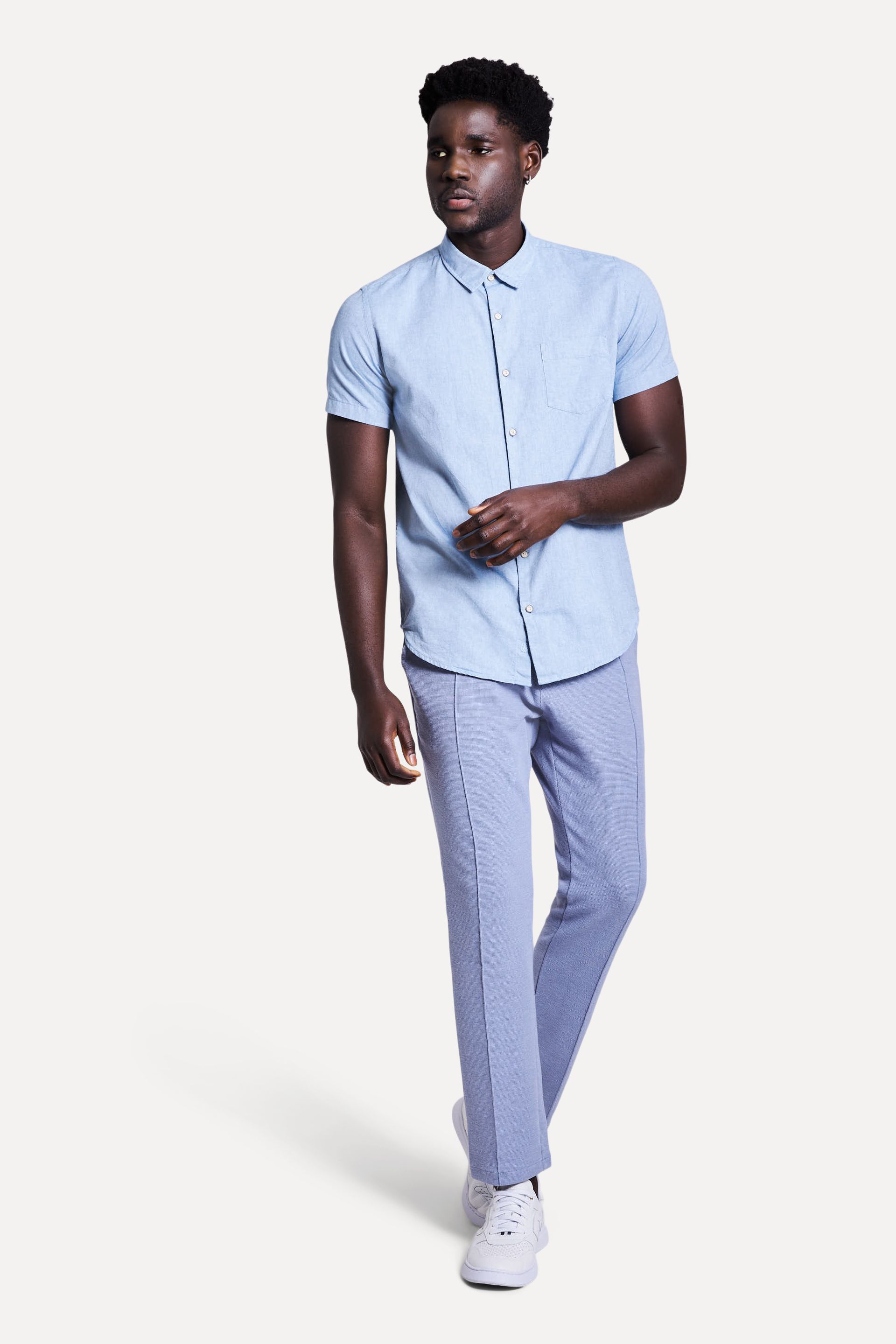 Camisa Oxford Masculina Manga Curta com Bolso