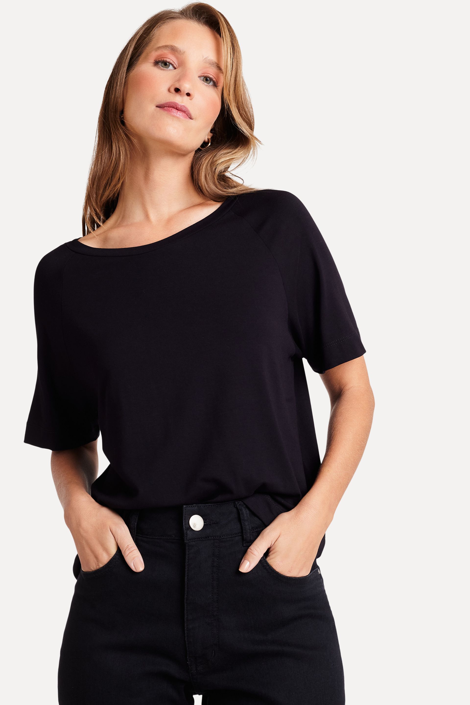Camiseta Ampla Feminina com Elastano