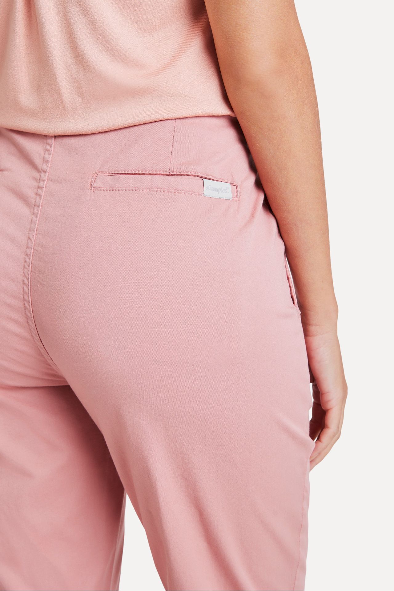 Calça Chino Reta Feminina Simples de Sarja