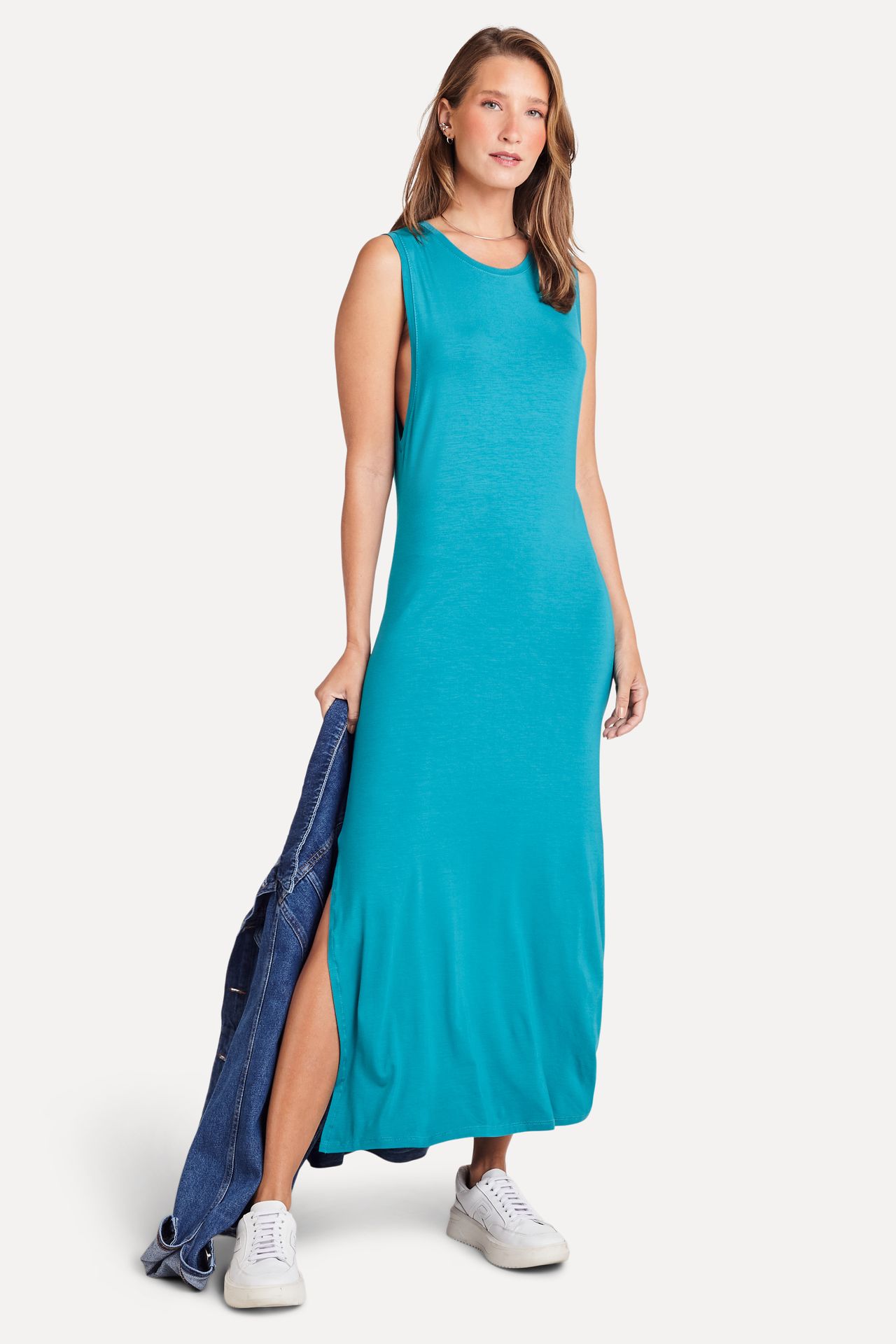 Vestido Feminino Longo Regata com Fenda