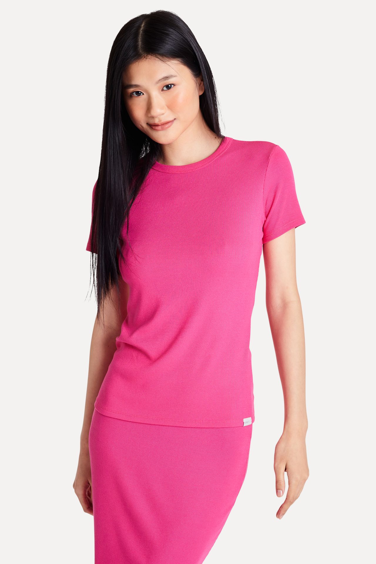 Camiseta em Malha Rib Feminina Manga Curta