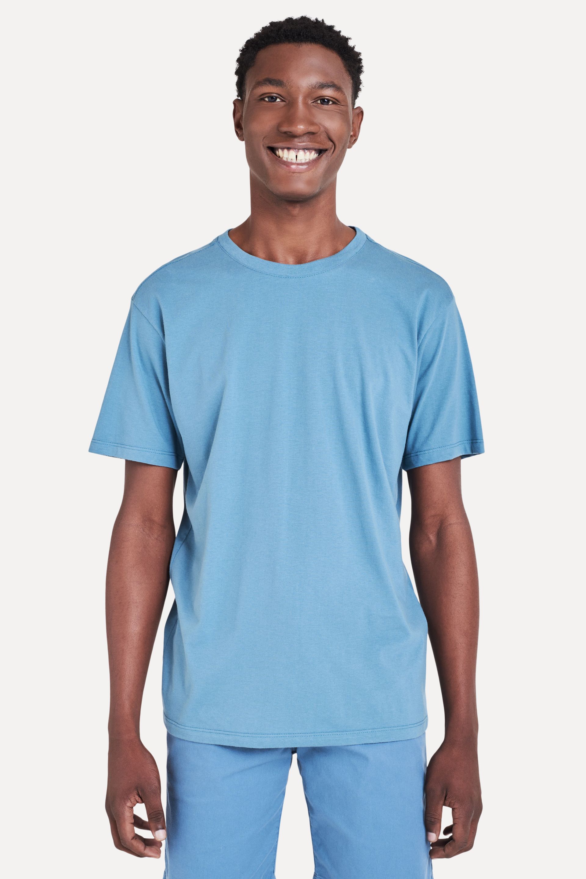 Camiseta Básica Masculina Simples Manga Curta