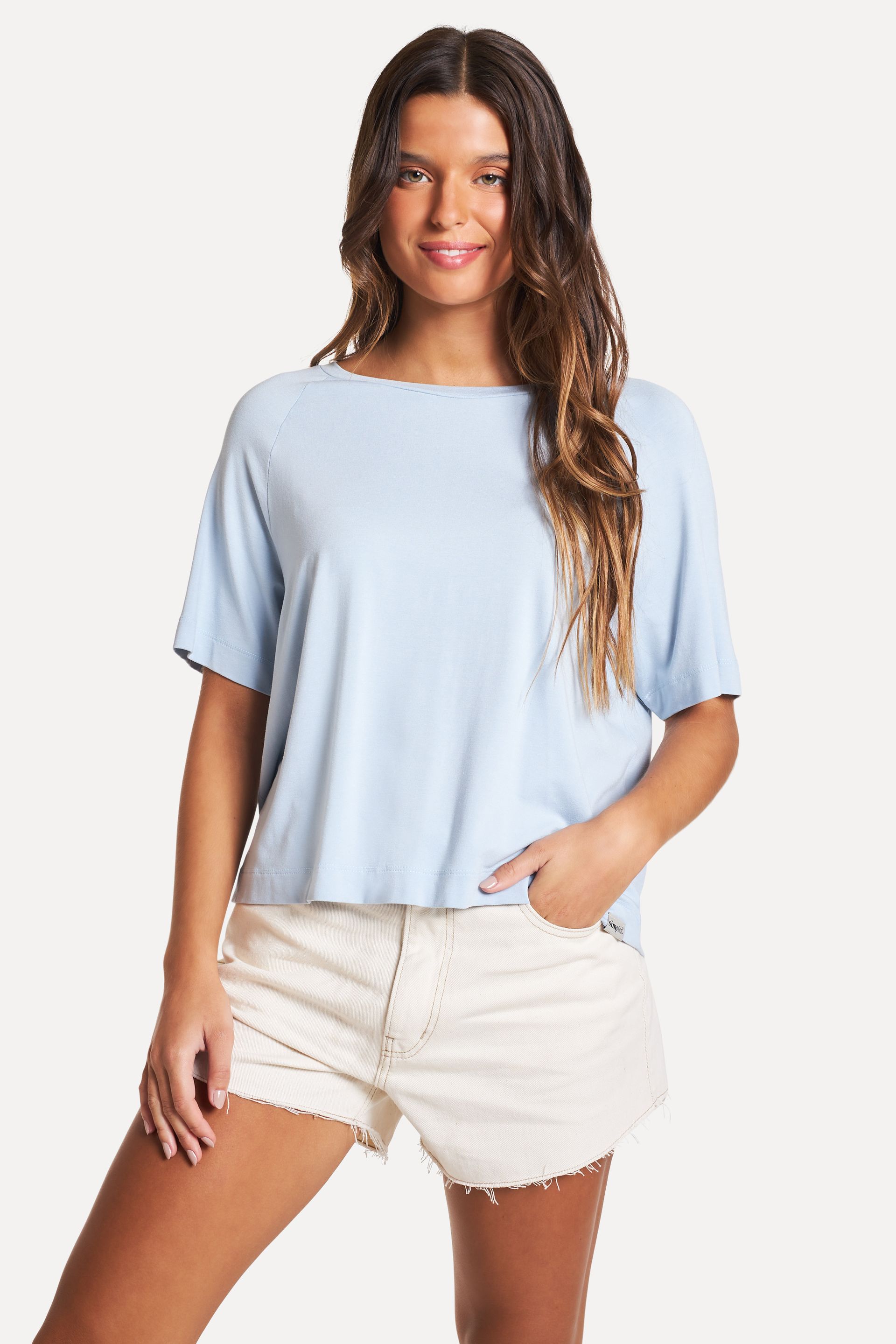 Camiseta Ampla Feminina com Elastano