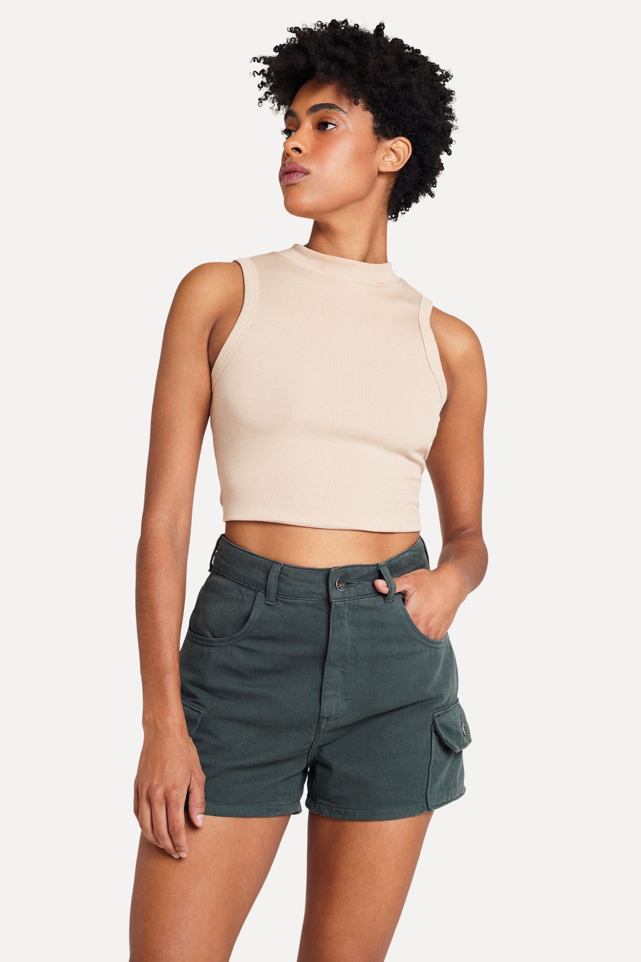Short Cargo Feminino de Sarja