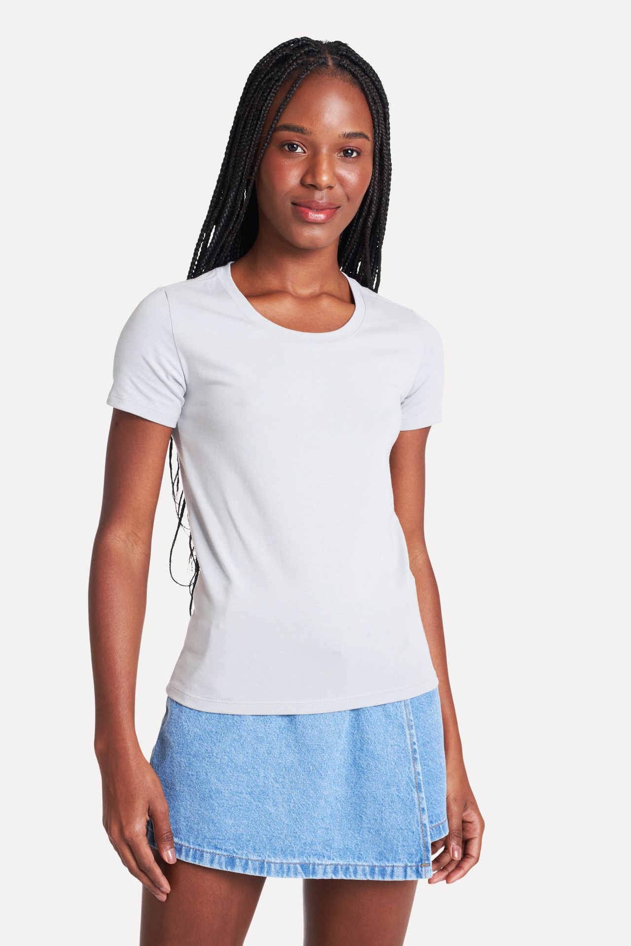 Camiseta Básica Feminina Simples + de Manga Curta