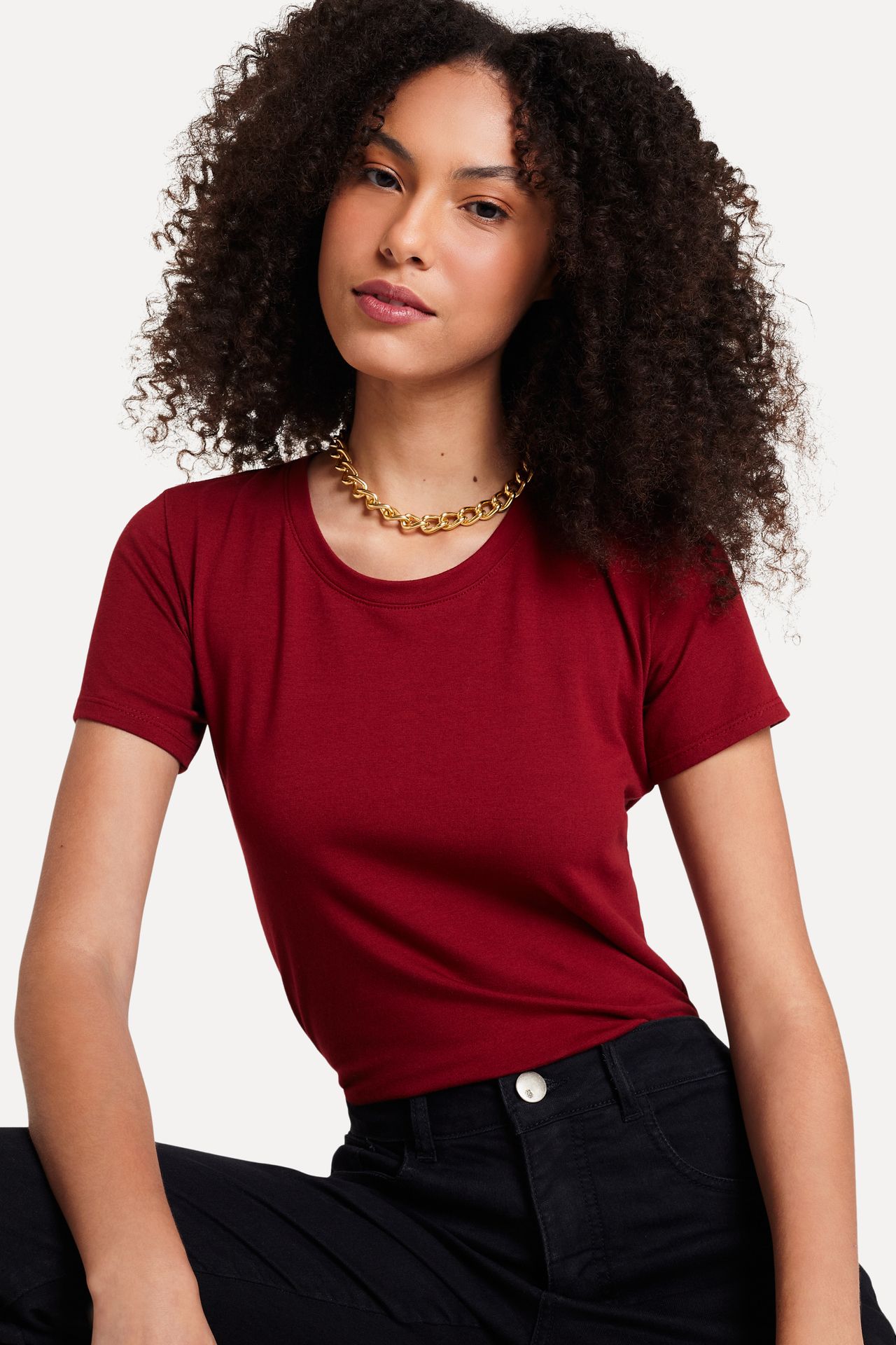 Camiseta Básica Feminina Simples + de Manga Curta