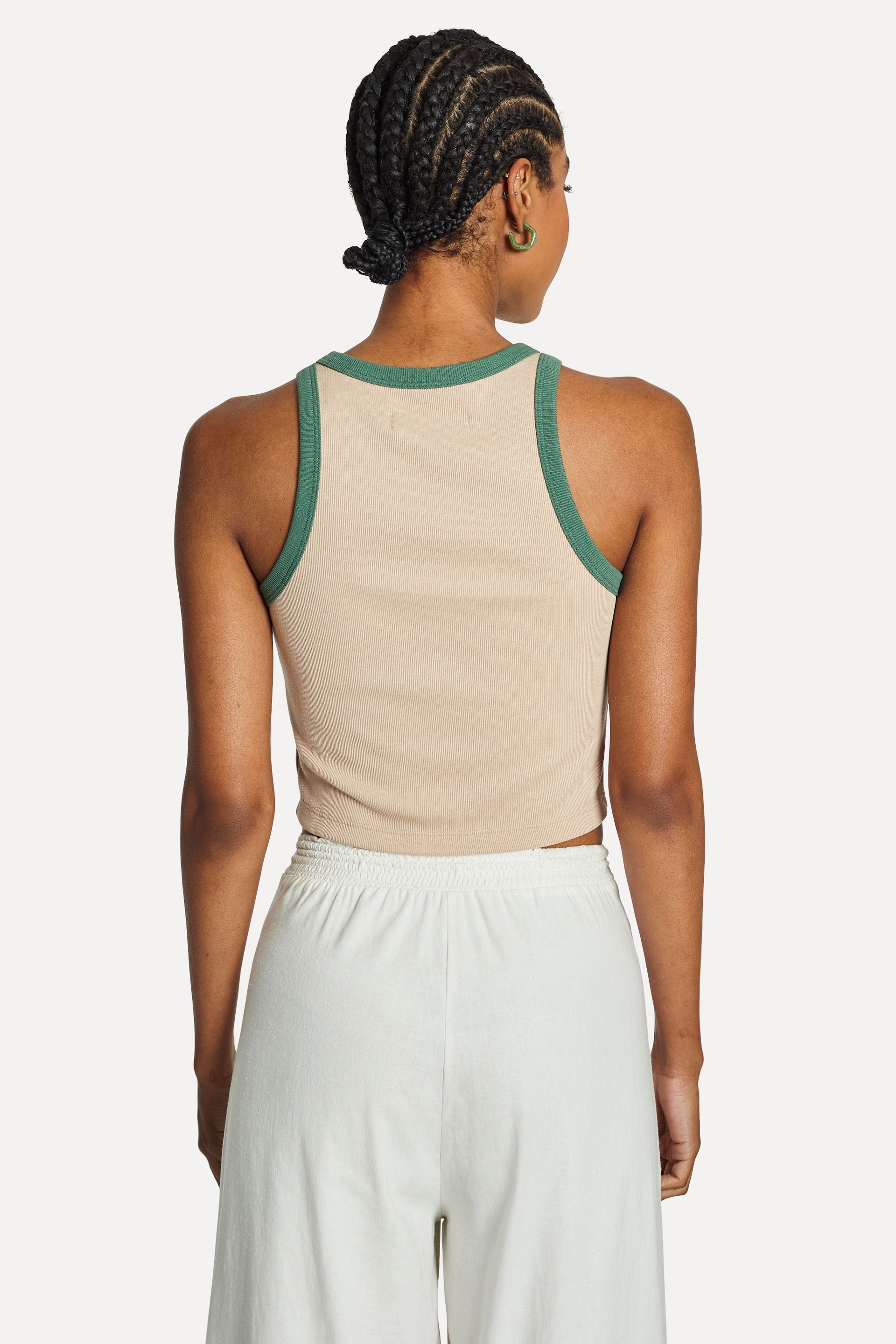 Regata Feminina Bicolor em Malha Rib