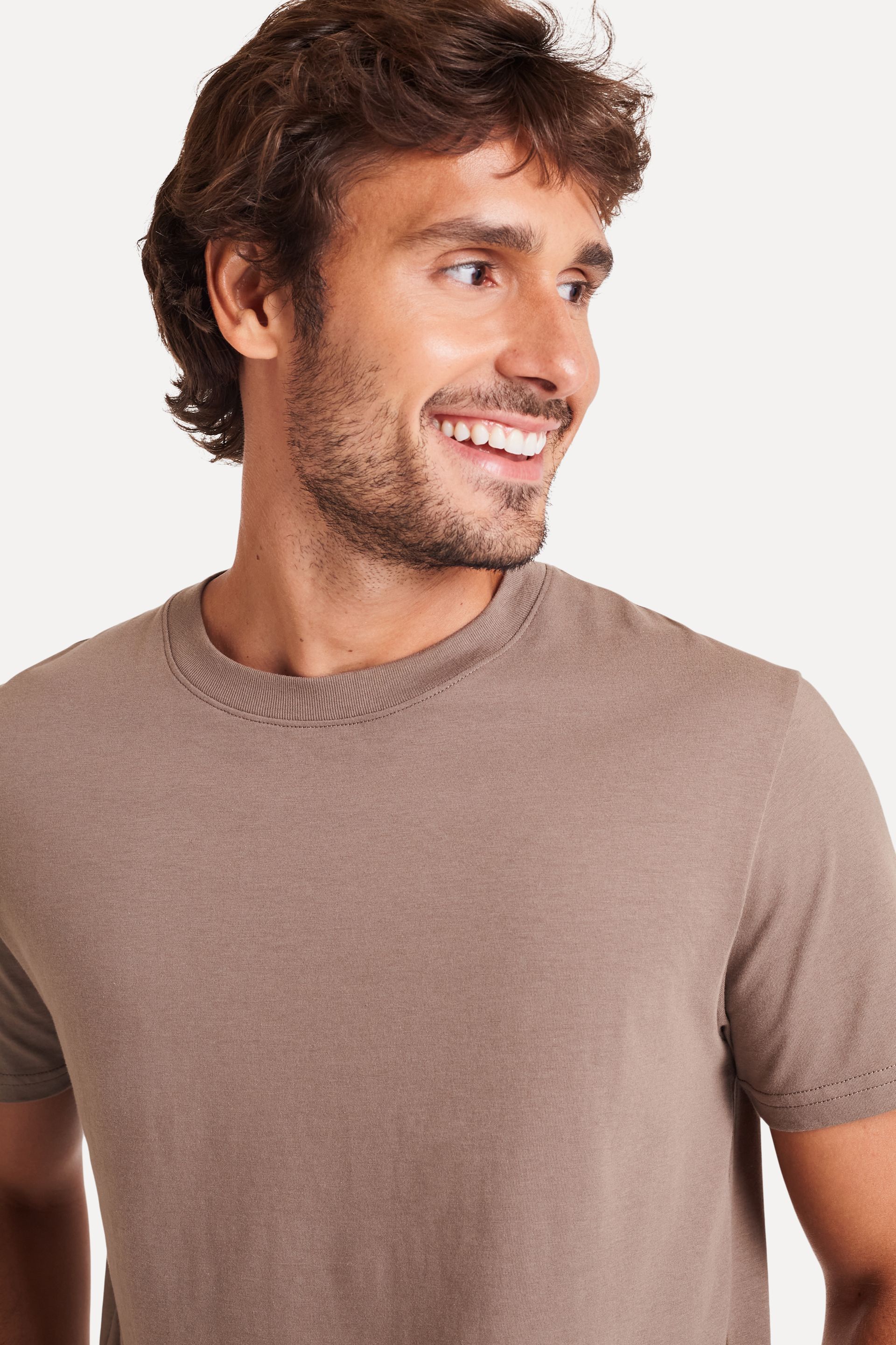 Camiseta Básica Masculina de Algodão Peruano Manga Curta