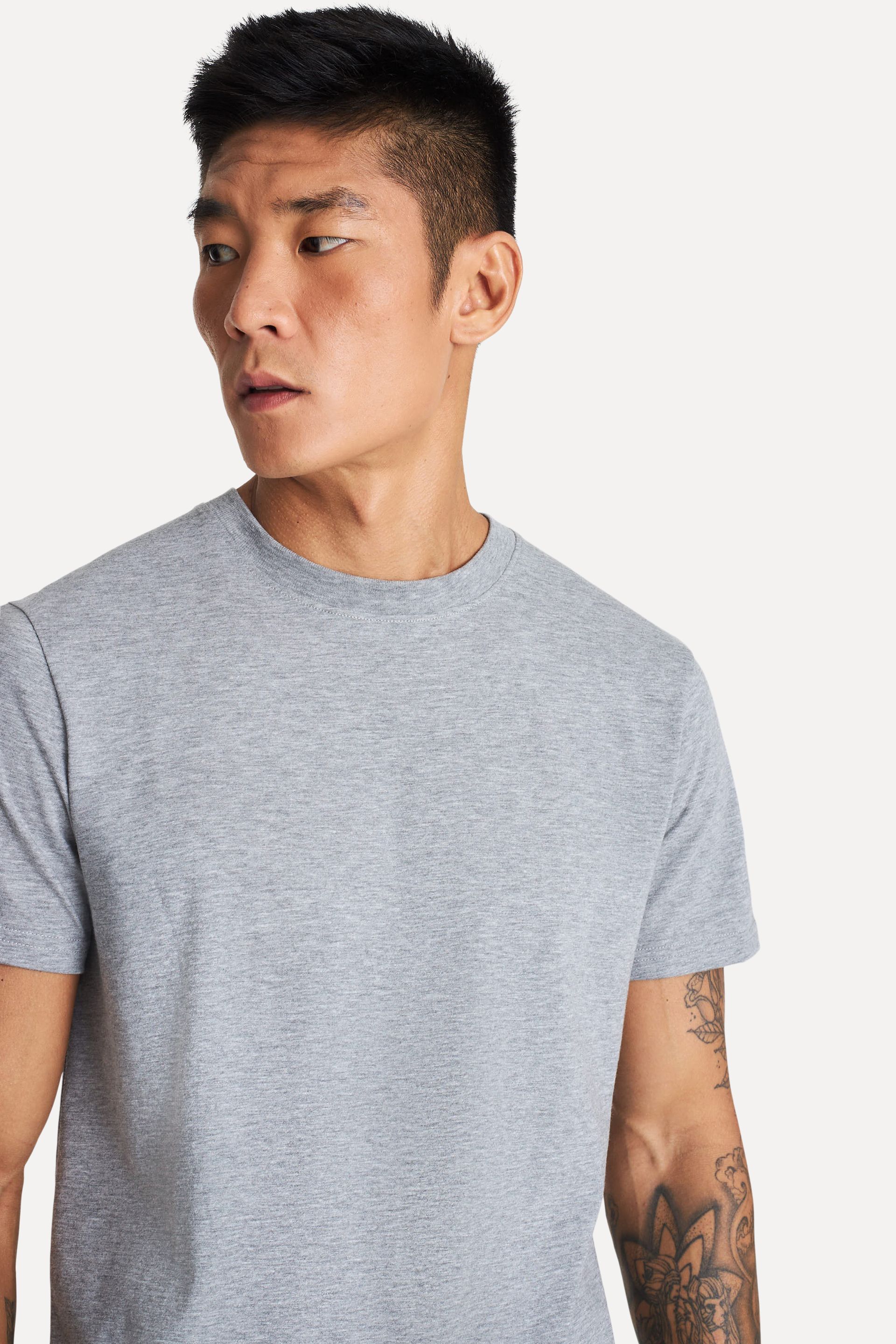 Camiseta Básica Masculina de Algodão Peruano Manga Curta