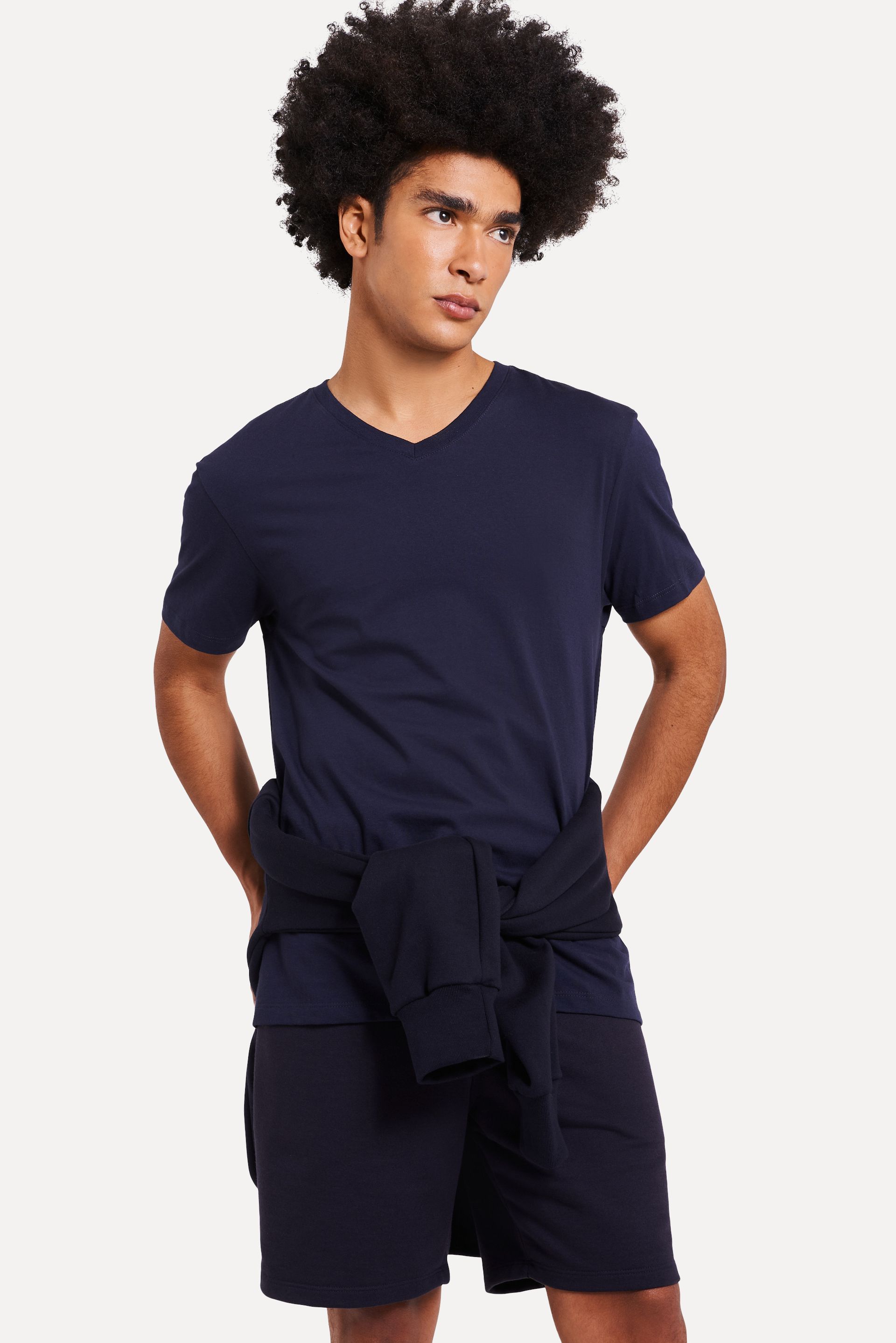 Camiseta Básica Masculina Simples Gola V Manga Curta