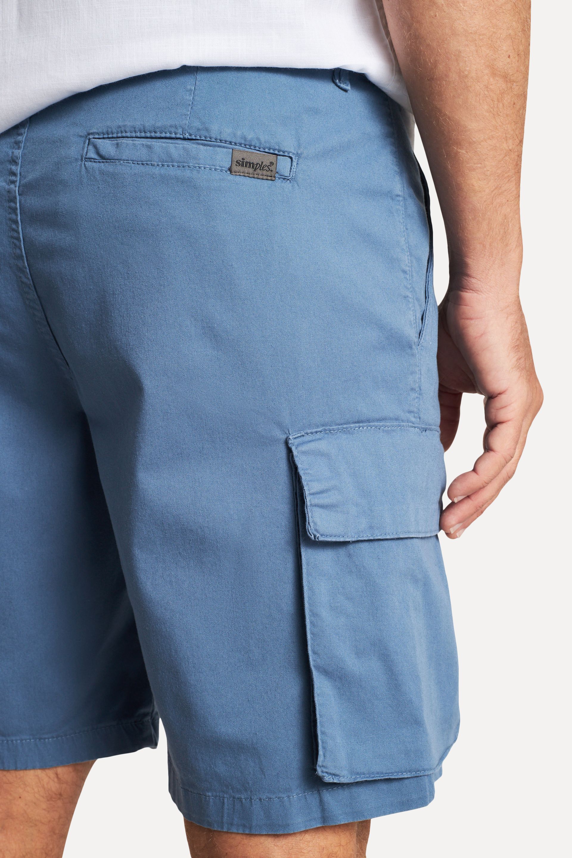 Bermuda Cargo Masculina de Sarja com Elastano