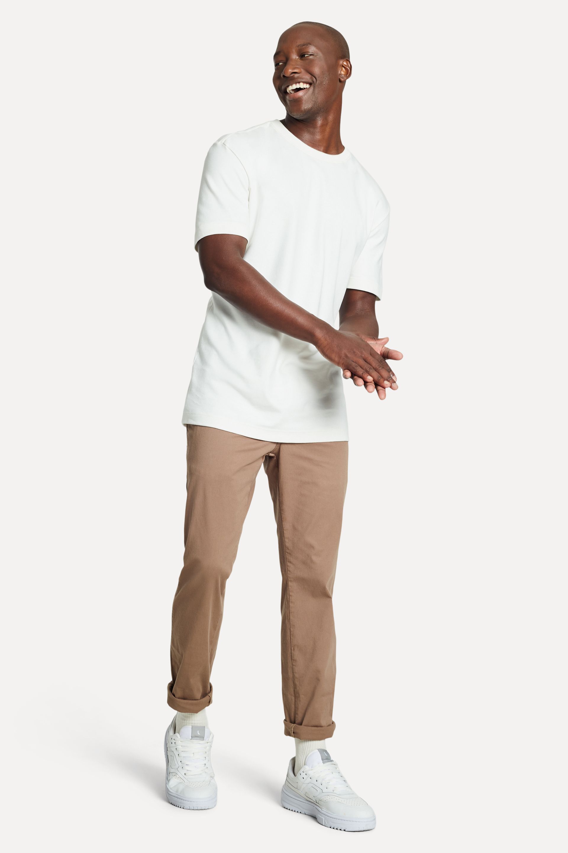 Calça Chino Reta Masculina Simples de Sarja