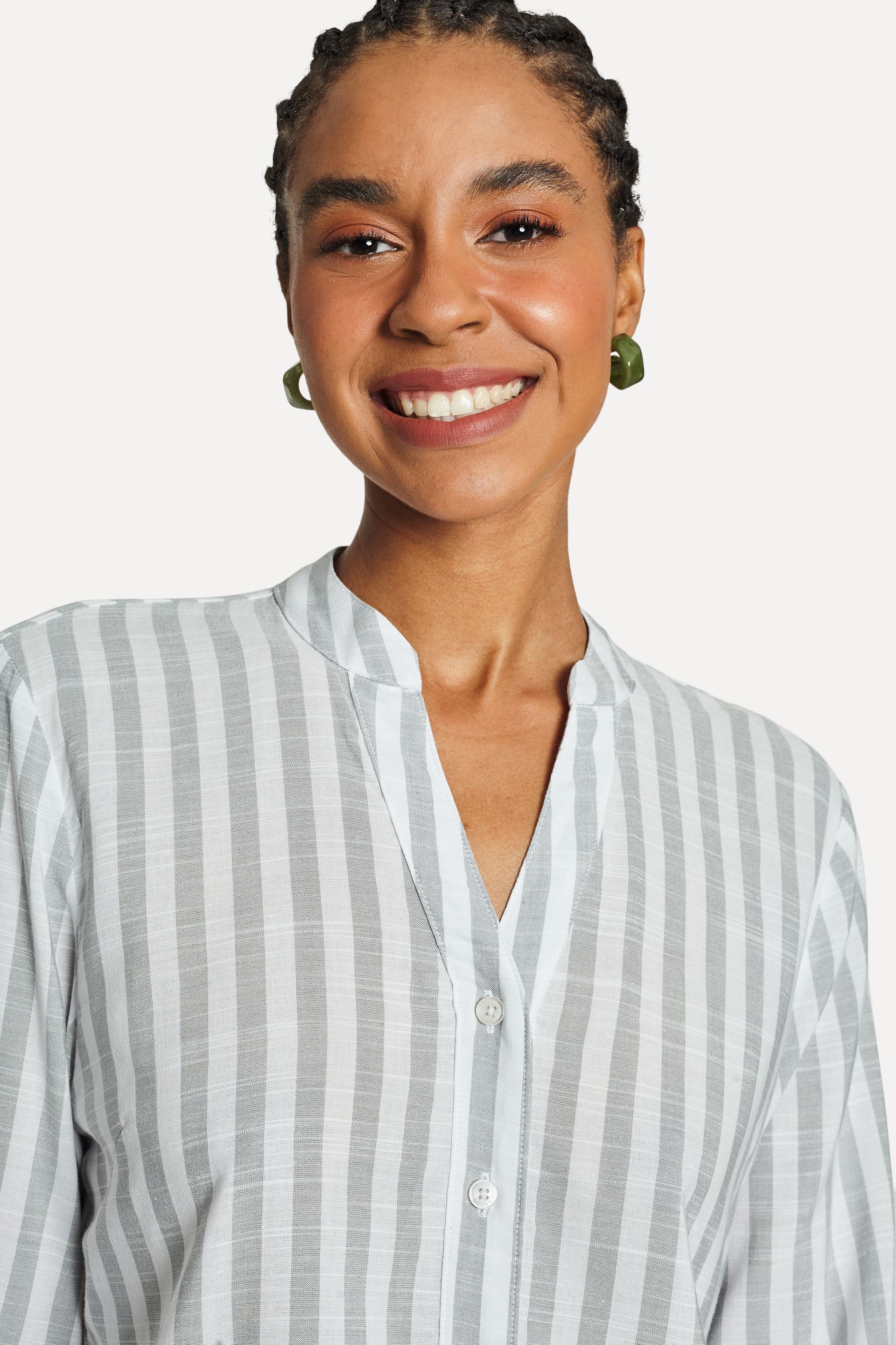 Blusa Bata Listrada Feminina Leve