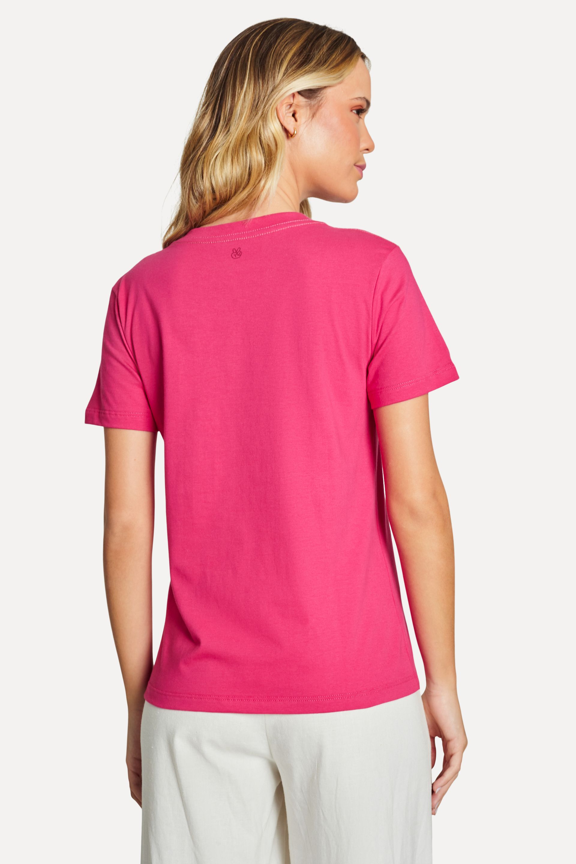 Camiseta Básica Feminina Simples de Manga Curta Decote V